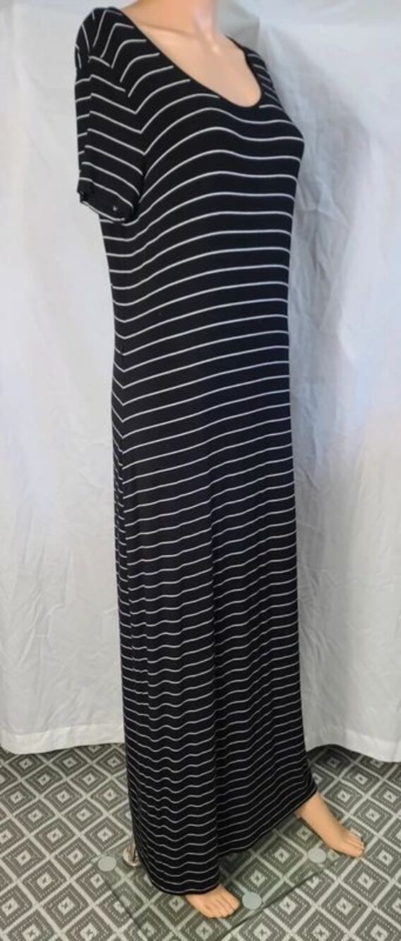 Calvin Klein Long Maxi dress size 6 (Medium) Resortwear stretch striped cruise